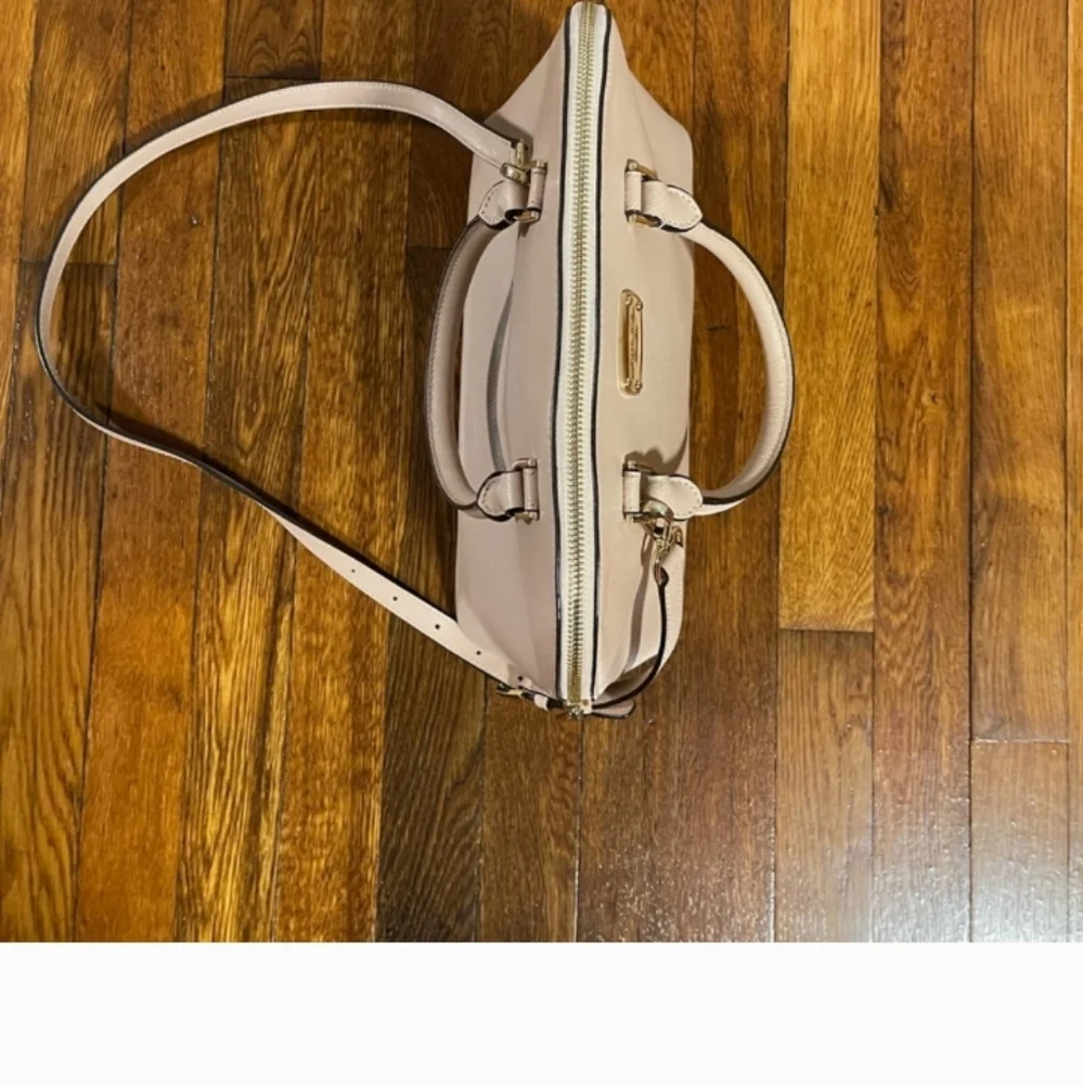 Michael Kors Cream Satchel Bag